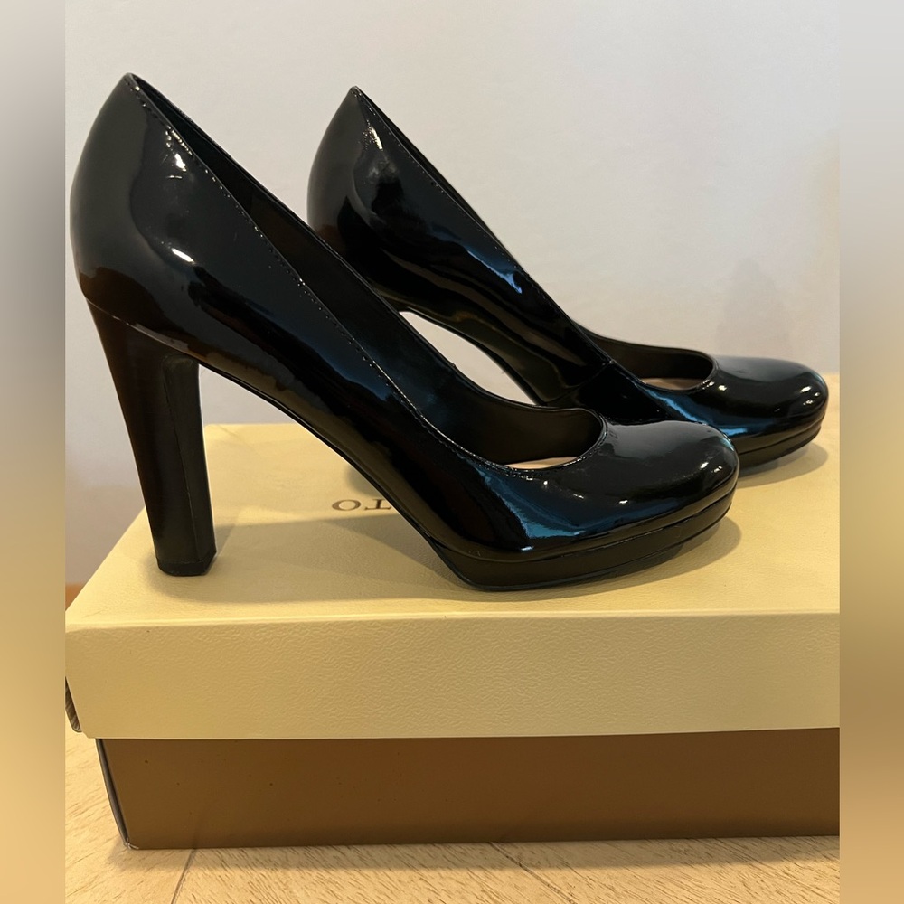 Franco Sarto Black Pat Heel
